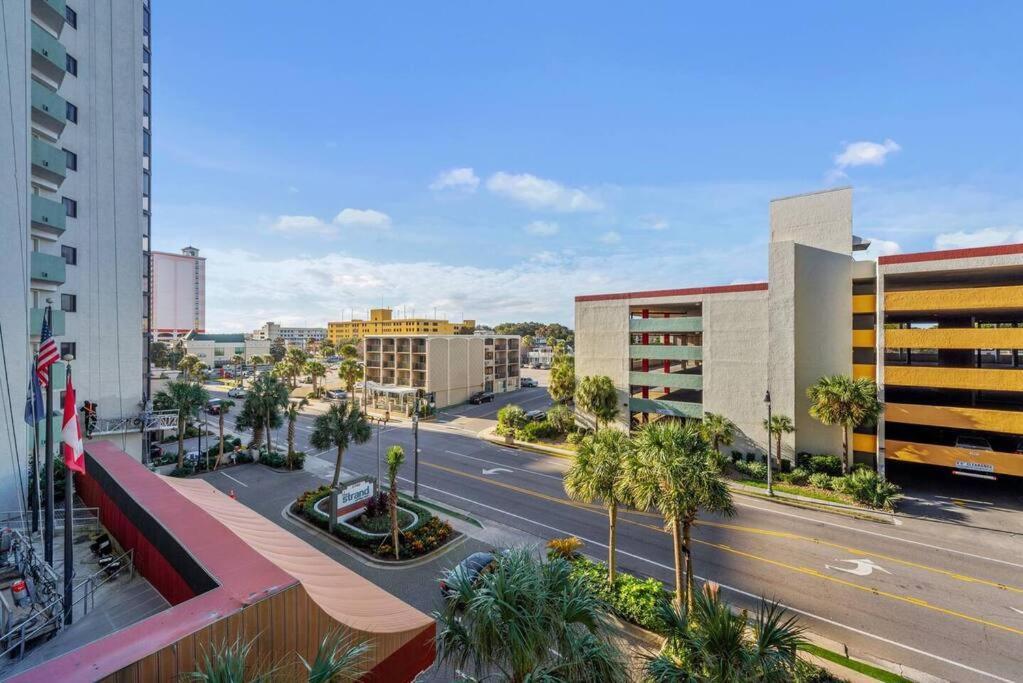 Appartement Note Worthy 1Br Oceanview Dogs Ok! 438 à Myrtle Beach Extérieur photo