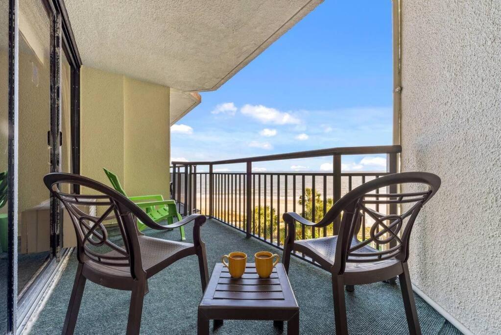 Appartement Note Worthy 1Br Oceanview Dogs Ok! 438 à Myrtle Beach Extérieur photo